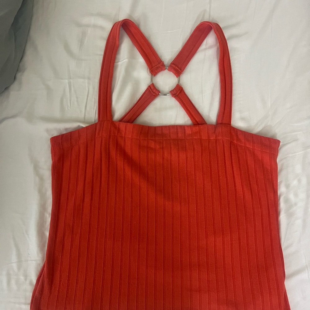 Cross back square neck tank